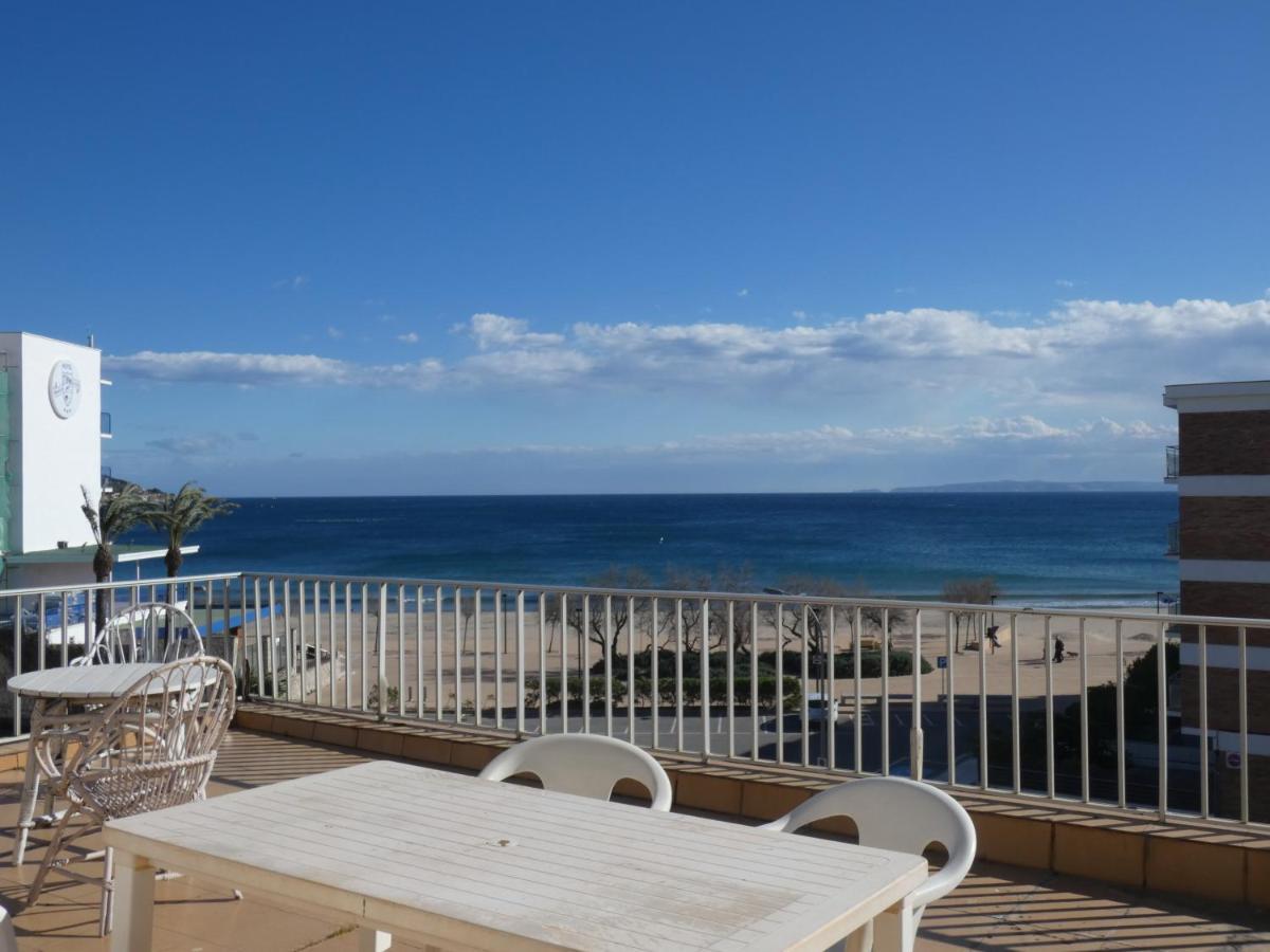 Atico Con Vista Mar. 50 M De La Playa - Casa Nova 13 Appartement Roses Buitenkant foto